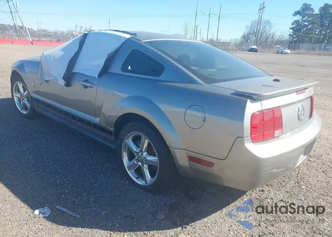2008 Ford Mustang V6 Deluxe/V6 Premium из США, поврежденный, VIN 1ZVHT80N385111254